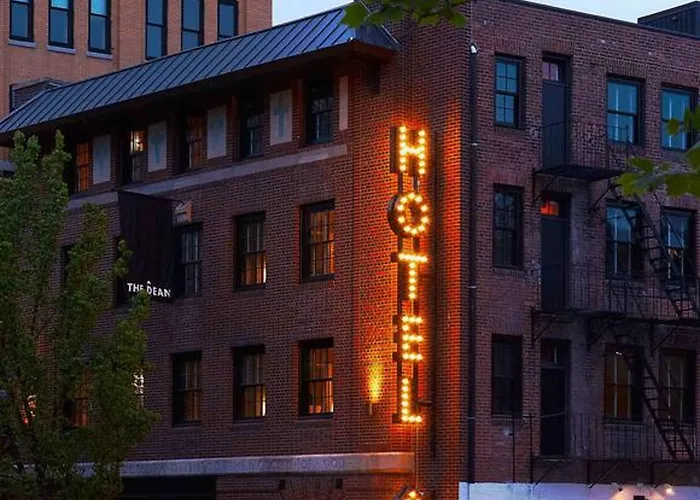 Discover the Best Hotels Close to WaterFire Providence for an Unforgettable Stay