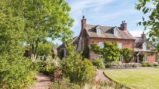 Large houses to rent UK: 20 amazing party mansions